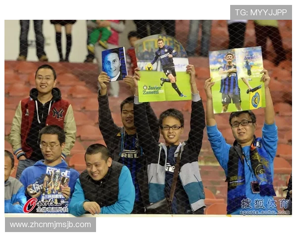 世界杯球迷的疯狂行为分析：从狂热支持到极端行为的心理探究